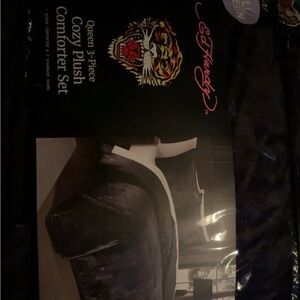Ed Hardy Black and White Cozy Plush Comforter Set